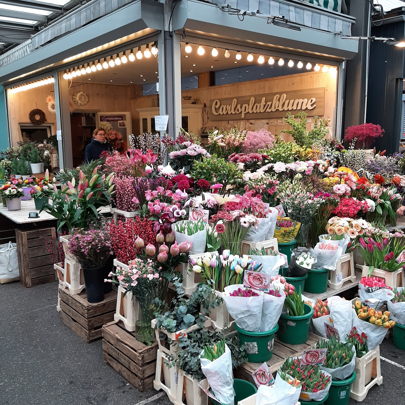 Carlsplatz Market