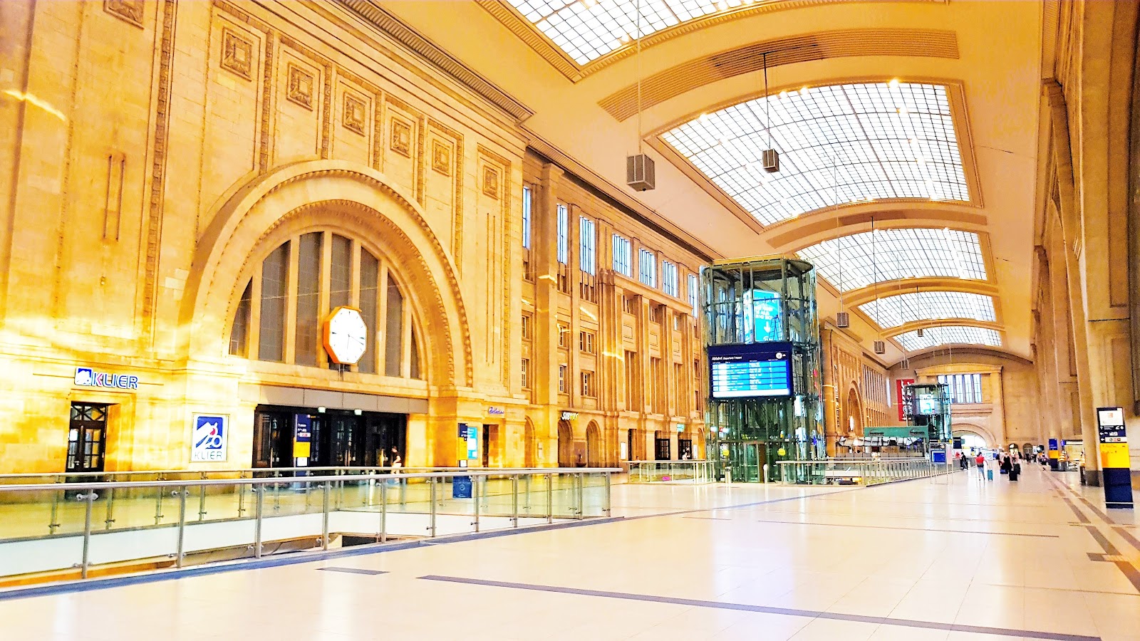 Leipzig Central Station (Hauptbahnhof)